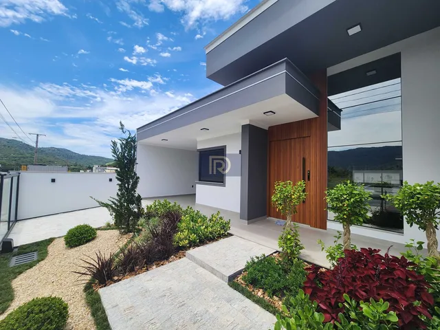 Imagem: Casa À Venda no Bairro Forquilhas - São