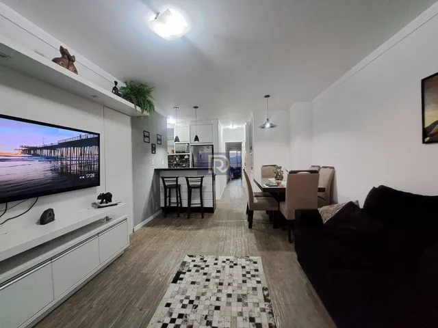 Imagem: A casa possui 3 Dormitórios, 1 Suíte, 1 Banheiro, 1 Vaga