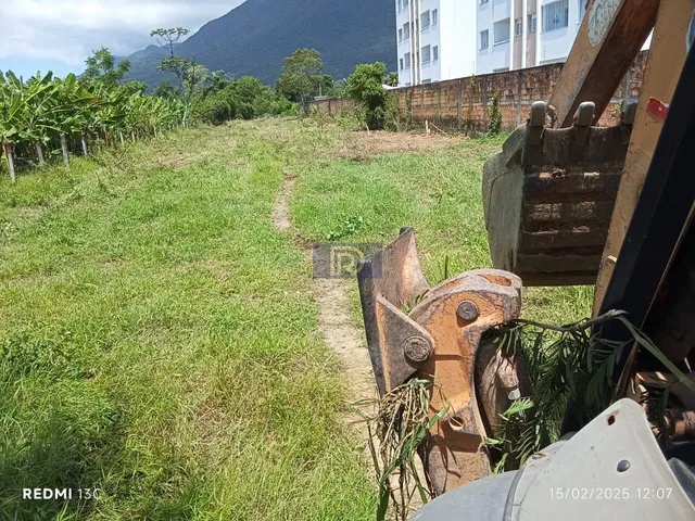 Imagem 3: Área à venda no bairro Aririú da Formiga - Palhoça/SC