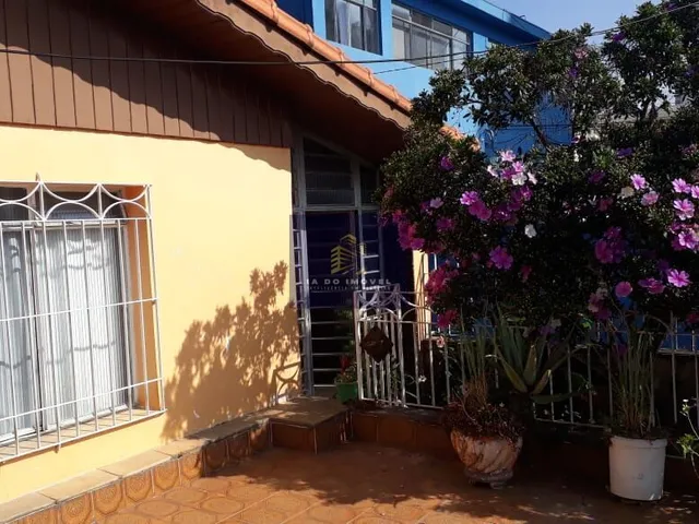 Imagem: Casa térrea com 2 dormitórios, 2 vagas