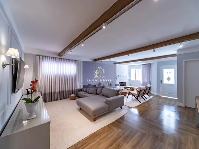 Imagem: A casa em condomínio possui 3 Dormitórios, 2 Suítes, 5