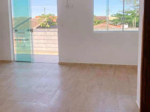 Imagem 6: Sobrado à venda em Guaratuba, BALNEARIO COROADOS, com 4 quartos, 142m²