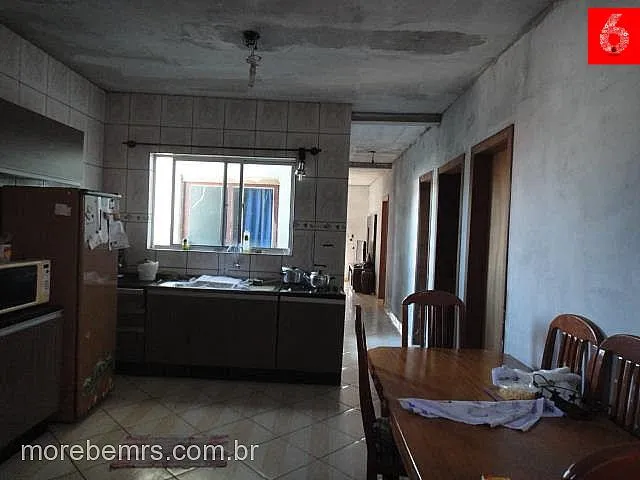 Imagem 2: Casa-Sobrado-Condomínio com 3 Dormitorio(S) Localizado(A) no Bairro Silveira Martins em C