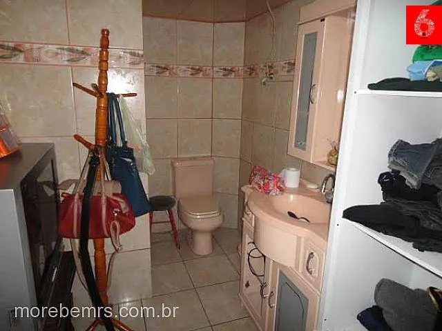 Imagem 10: Casa-Sobrado-Condomínio com 3 Dormitorio(S) Localizado(A) no Bairro Silveira Martins em C