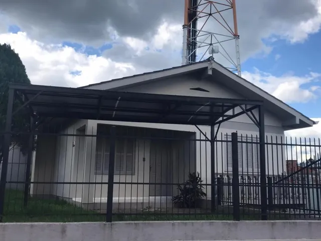 Imagem 1: Casa com 2 Dormitorio(S) Localizado(A) no Bairro Centro em Bom Principio / Rio Grande do