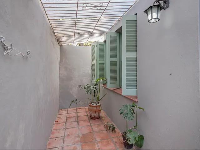 Imagem 2: Apartamento à venda em Porto Alegre, Rio Branco, com 2 quartos, 67m²