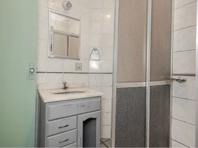 Imagem 8: Apartamento à venda em Porto Alegre, Rio Branco, com 2 quartos, 67m²