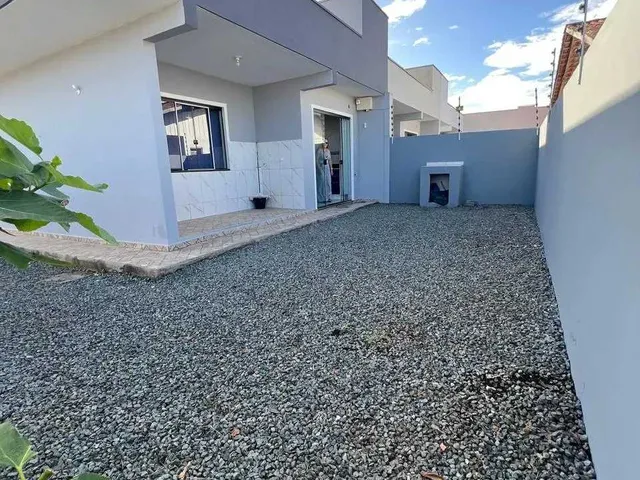 Imagem 12: Casa com 2 dormitórios sendo 1 suíte e 2 vagas de garagem em Barra Velha/SC