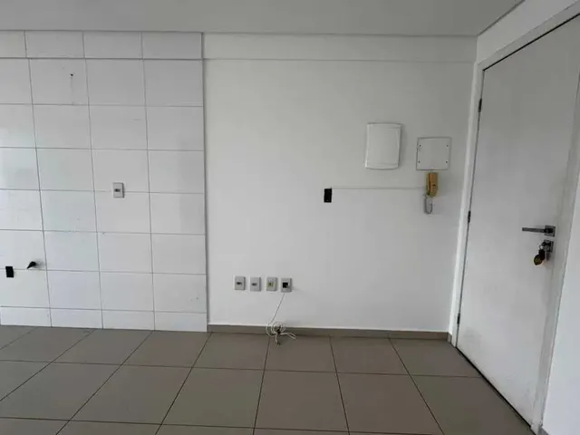 Imagem 3: Apartamento com 2 Dormitórios Sendo 1 Suíte e 1 Vaga de Garagem em Balneário Camboriú/Sc