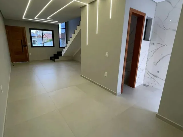 Imagem 4: Casa com 2 dormitórios sendo 2 suítes e 2 vagas de garagem em Palhoça/SC