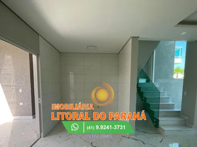 Imagem 9: Sobrado Alto Padrão com 3 quartos sendo um suíte e piscina
