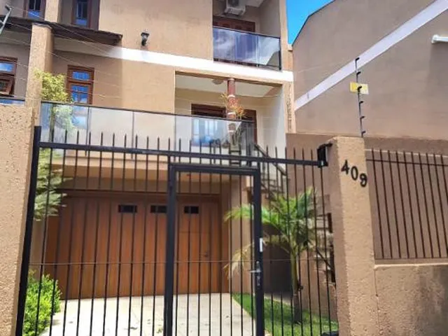 Imagem: Casa - Sobrado com 3 Dormitorio(S) Localizado(A)