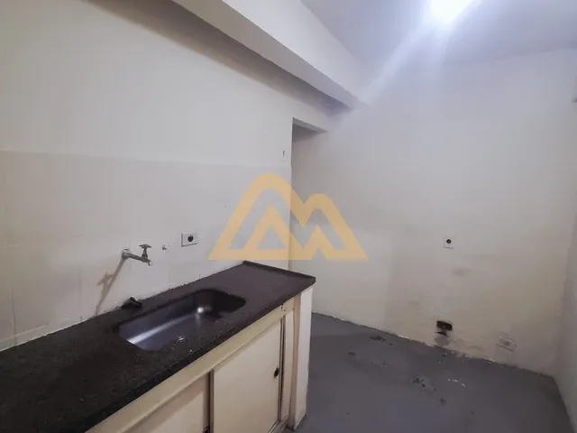 Imagem 2: 3 Dormitórios, 1 Suítes, 3 Banheiro, 1 Vaga na Garagem, 102M² de Área Construída