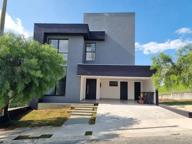 Imagem: A casa em condomínio possui 4 Dormitórios, 3 Suítes, 5
