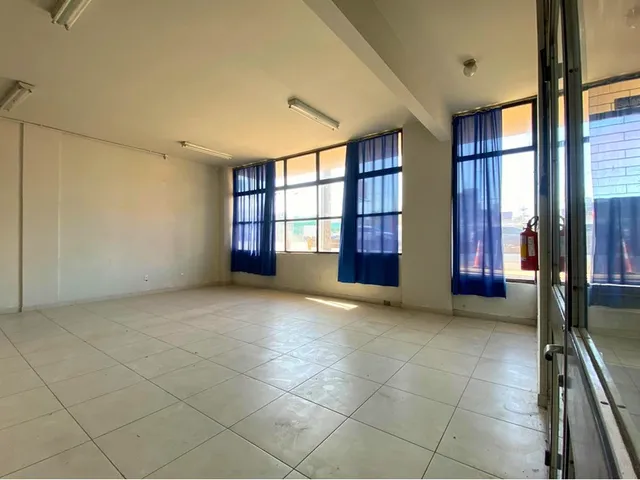Imagem 2: 3 Dormitórios, 1 Suítes, 3 Banheiro, 2 Vagas na Garagem