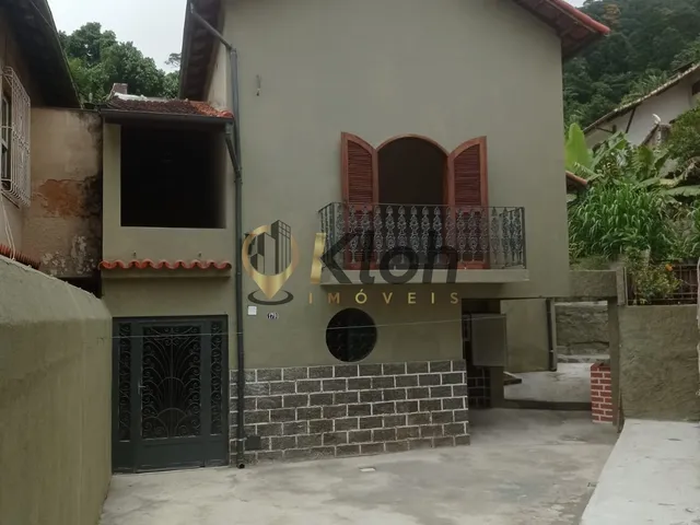 Imagem: A casa possui 3 Dormitórios, 1 Banheiro, 135m² de Área e