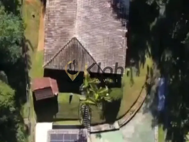 Imagem 14: Lindas casas com piscina garagem e muito verde...