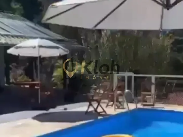 Imagem 15: Lindas casas com piscina garagem e muito verde...