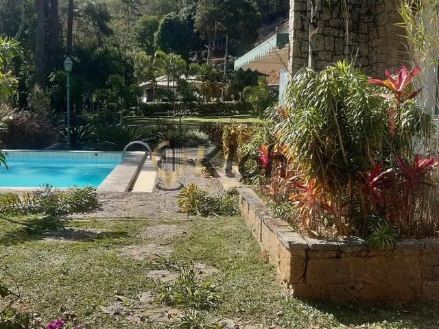 Imagem 2: Casa à venda no bairro Samambaia - Petrópolis/RJ