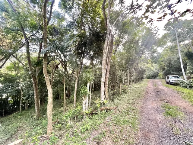 Imagem: O terreno possui 730m² de Área e está localizado em
