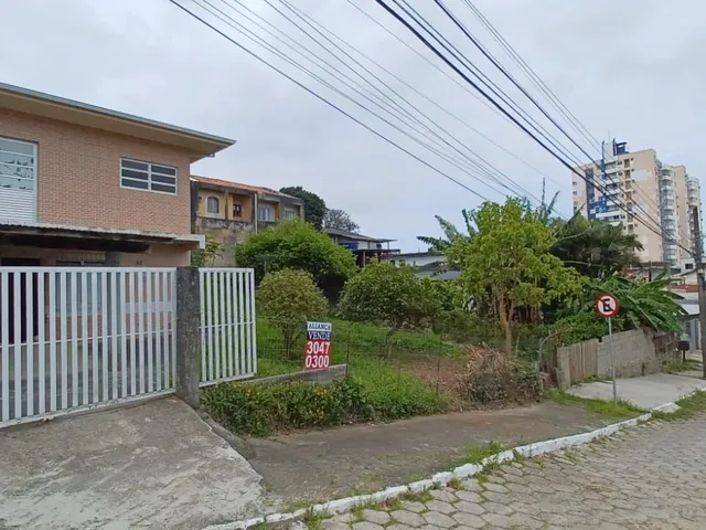 Imagem: Casa em Ipiranga, São José/SC