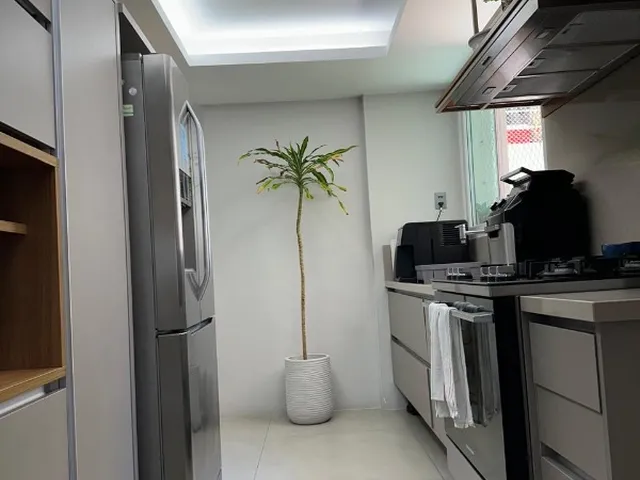 Imagem 12: A 5ª Avenida Imóveis apresenta essa exclusiva e bem decorada unidade de 3 Suites