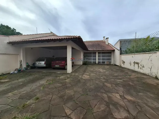 Imagem: Casa Ampla em 02 Terrenos para Uso Comercial