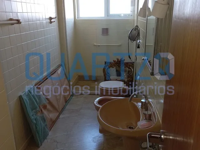 Imagem 11: Espaçoso apartamento de 4 quartos no Centro Histórico de Porto Alegre - 180m² - Vaga