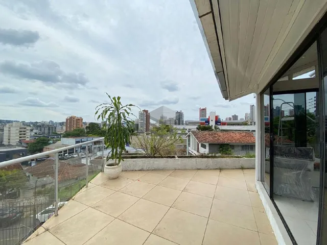 Imagem: Casa de esquina no Bairro Boa Vista