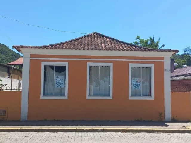 Imagem: Casa Comercial ou Residencial em Sambaqui