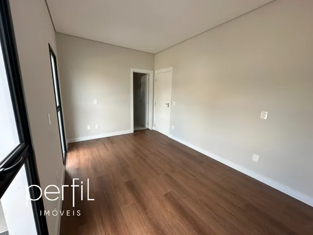 Imagem 13: Casa em condomínio de luxo na Glória, Joinville-SC: 3 quartos, 3 suítes, 2 salas, 4