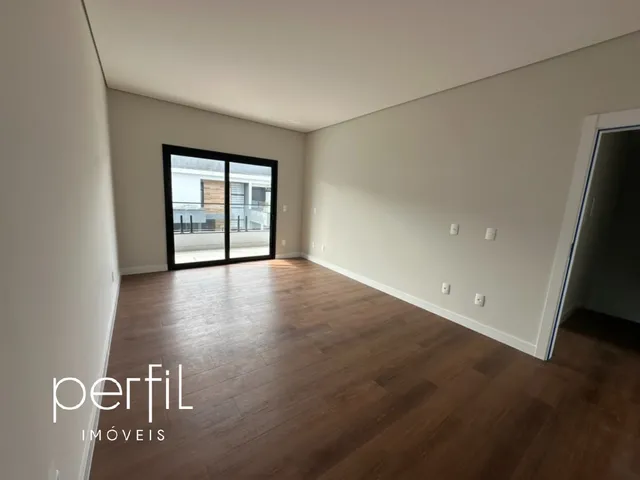 Imagem 14: Casa em condomínio de luxo na Glória, Joinville-SC: 3 quartos, 3 suítes, 2 salas, 4