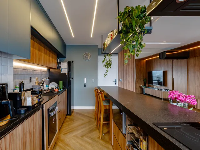 Imagem 3: Apartamento para Venda em Vila Mariana com 2 Quartos, Sendo 1 Suíte, 68M²