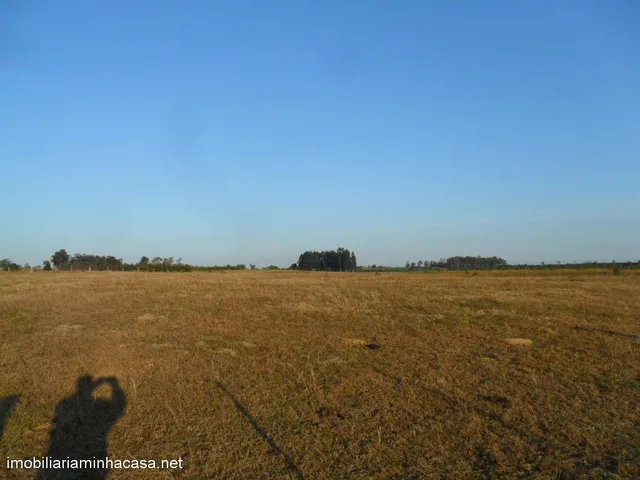 Imagem: Area de Terra Rural com 3 Dormitorio(s)