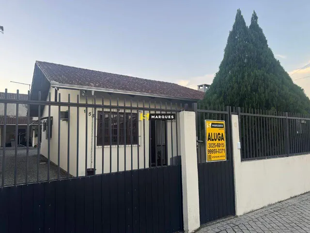 Imagem 16: Procurando Uma Casa Confortável, com 3 Quartos para Alugar no Bairro Jardim Iririú?