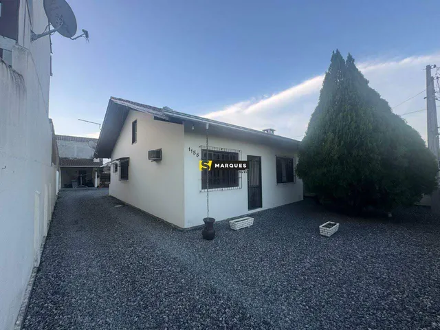 Imagem 6: Procurando Uma Casa Confortável, com 3 Quartos para Alugar no Bairro Jardim Iririú?