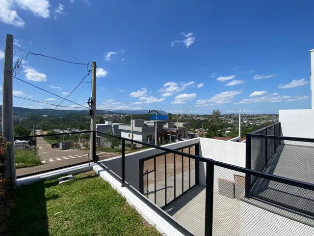 Imagem 10: Sobrado com 3 Dormitorio(s) localizado(a) no bairro Loteamento Moradas da Colina em