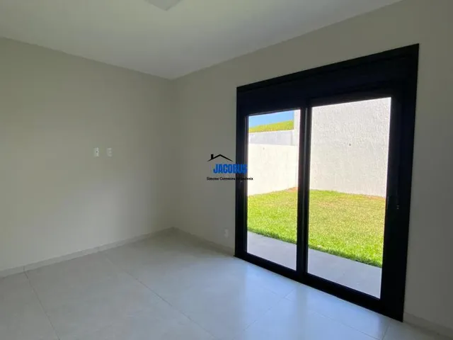Imagem 6: Sobrado com 3 Dormitorio(s) localizado(a) no bairro Loteamento Moradas da Colina em