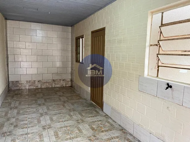 Imagem: Casa com 2 Dormitorio(S) Localizado(A) no