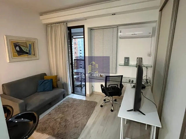 Imagem: O studio possui 1 Dormitório, 1 Banheiro, 1 Vaga na