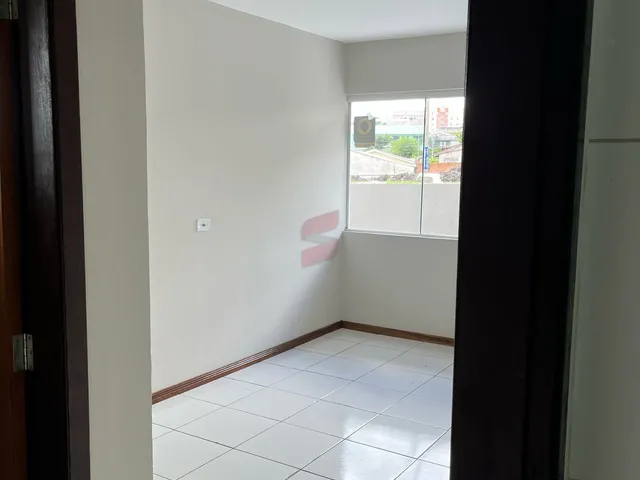 Imagem 14: Sobrado com 3 Dormitórios para Alugar com 180M² por R$ 2.800,00 no Bairro Maria