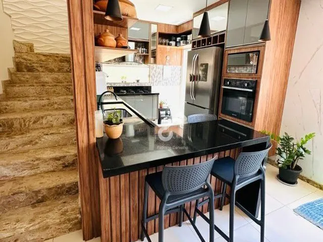 Imagem 9: IPITANGA, Lauro de Freitas. Triplex com 4 quartos sendo 2 suítes, terraço, são 150m²