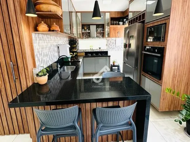 Imagem 10: IPITANGA, Lauro de Freitas. Triplex com 4 quartos sendo 2 suítes, terraço, são 150m²