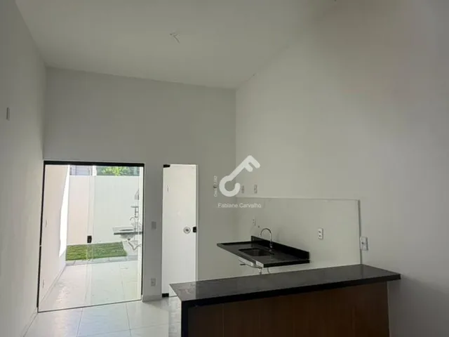 Imagem 4: ESTRADA DO COCO, Abrantes. Casa térrea NOVA composta de 3 quartos sendo 1 suíte