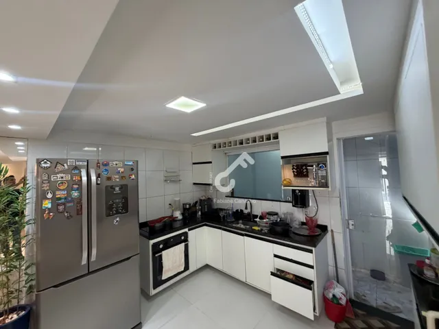 Imagem 3: IPITANGA, Lauro de Freitas. Triplex composto de 3 suítes, ENERGIA SOLAR, terraço