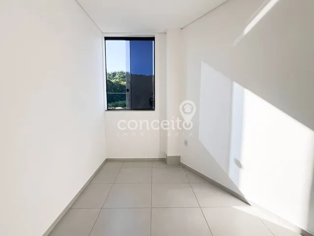 Imagem 7: Sala Comercial com 71M² na Água Verde!