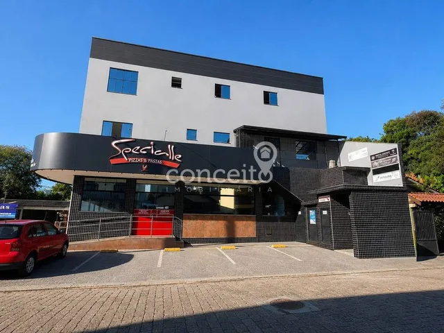 Imagem: Sala Comercial com 42M² na Água Verde!