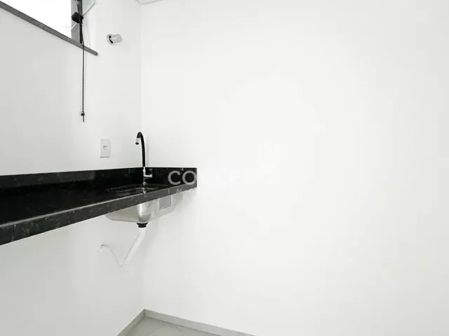 Imagem 5: Sala Comercial com 42M² na Água Verde!