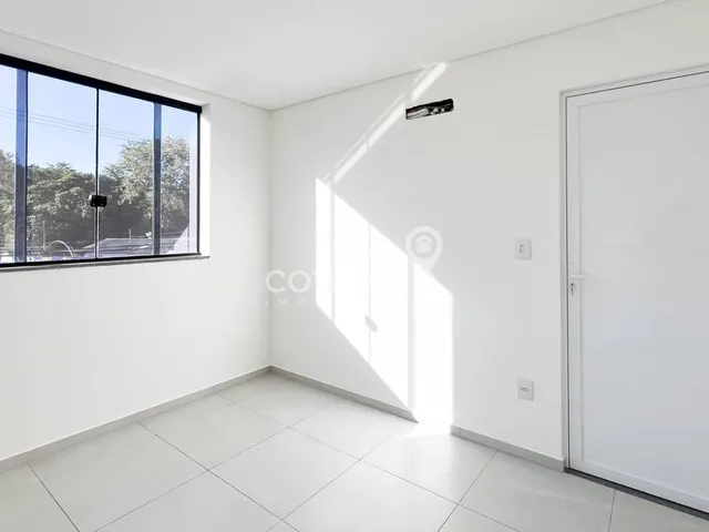 Imagem 3: Sala Comercial com 42M² na Água Verde!