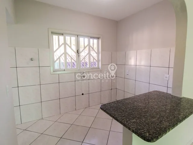 Imagem 16: Casa 2 Dormitórios Sendo 1 Suíte na Velha!